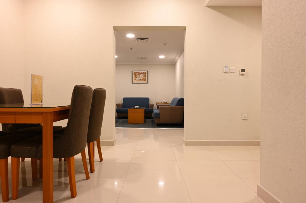 Quiet Dreams Serviced Apartments - King Road Branch Jeddah Exterior photo